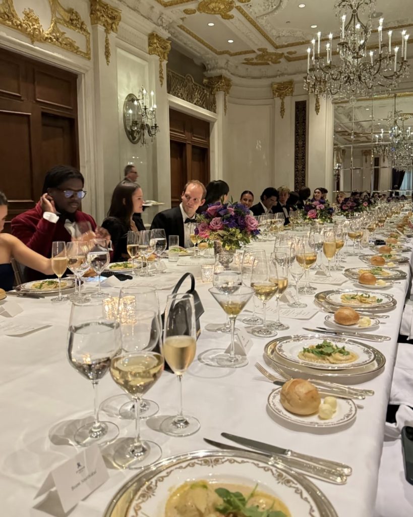 340dc2421eff5868fb9a89bde6aa25ea